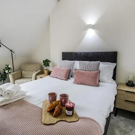 Luxurious 2 Bedroom Apartment In City Centre Nottingham Exterior photo