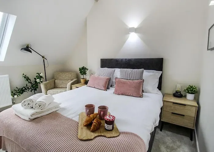 Luxurious 2 Bedroom Apartment In City Centre
